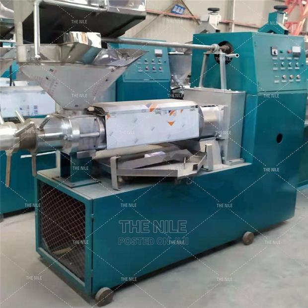 Moringa Seed Peanut Cheese Rapeseed Oil Press - main view