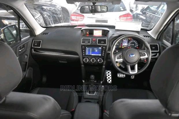Subaru Forester 2016 Black - thumbnail 3