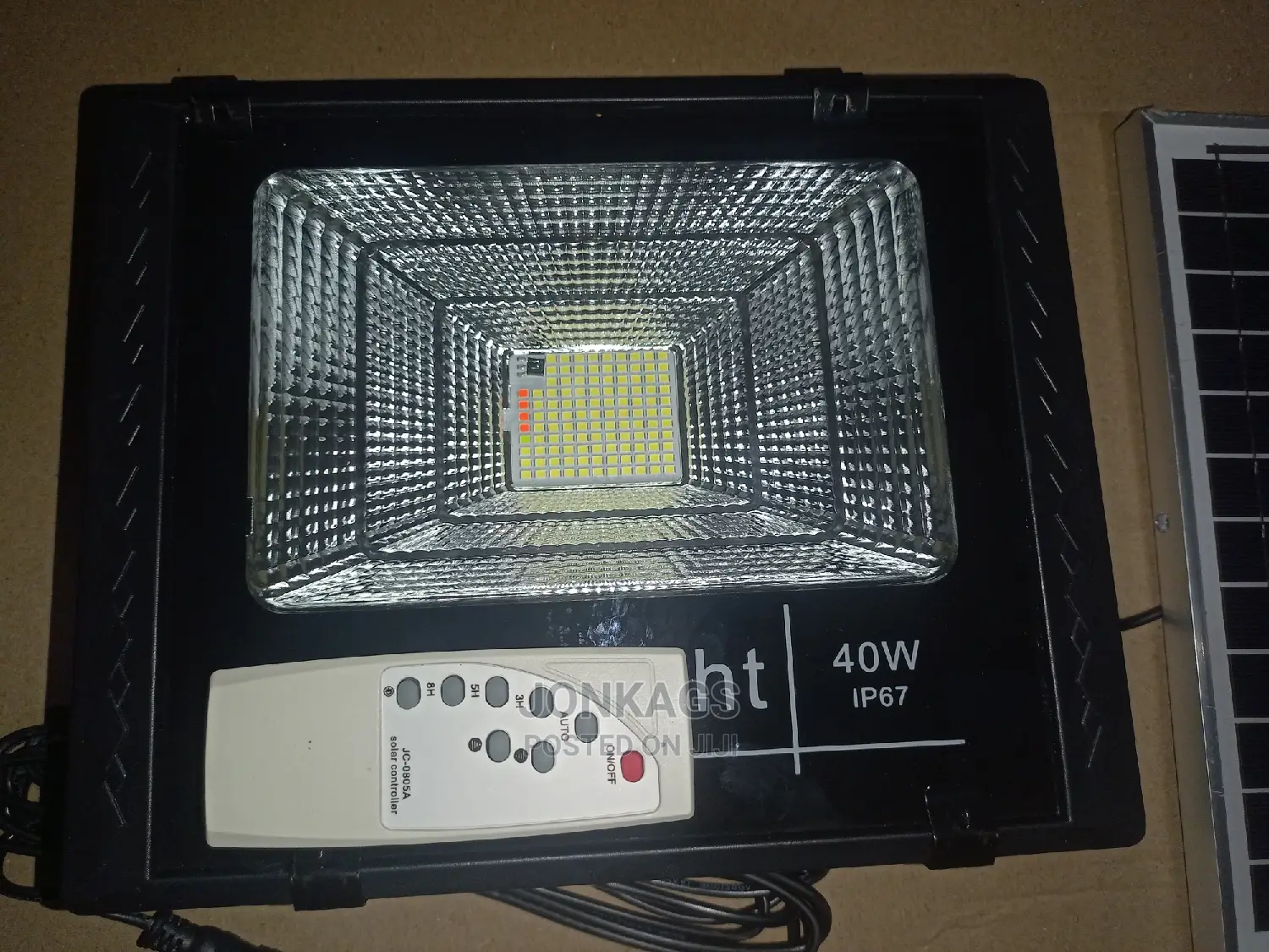 LED Solar Lights With 40 Watts Brightness
