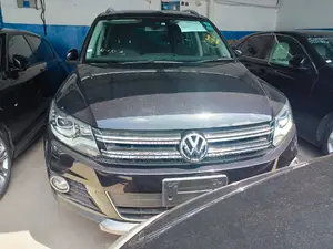 Volkswagen Tiguan 2015 Black