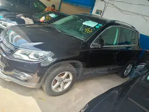 Volkswagen Tiguan 2015 Black