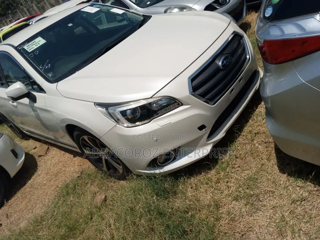 Subaru Legacy 2015 Pearl