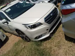 Subaru Legacy 2015 Pearl