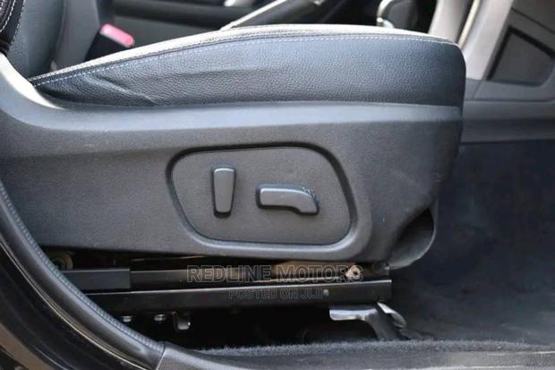 Subaru Forester 2016 Black - thumbnail 4
