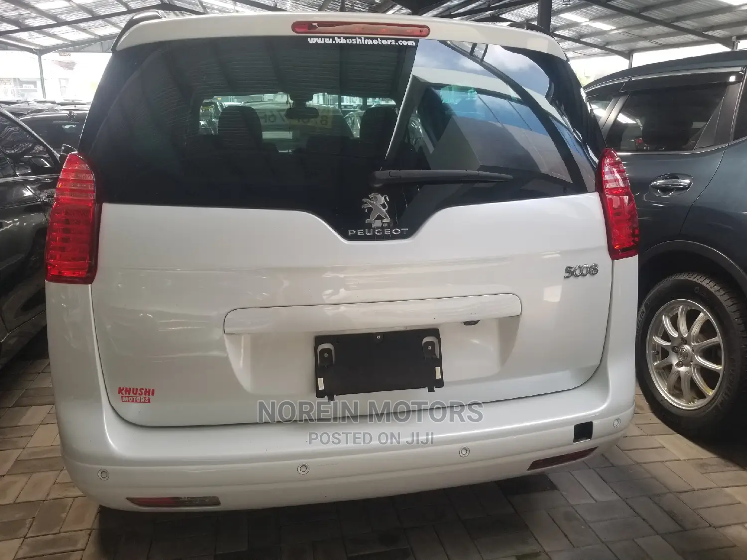 Peugeot 5008 2015 Off White