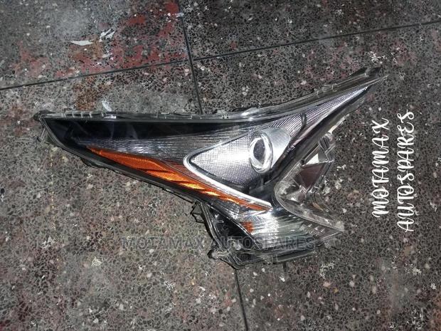 Toyota Prius 2016 Headlight