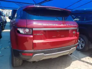 Land Rover Range Rover 2015 Red