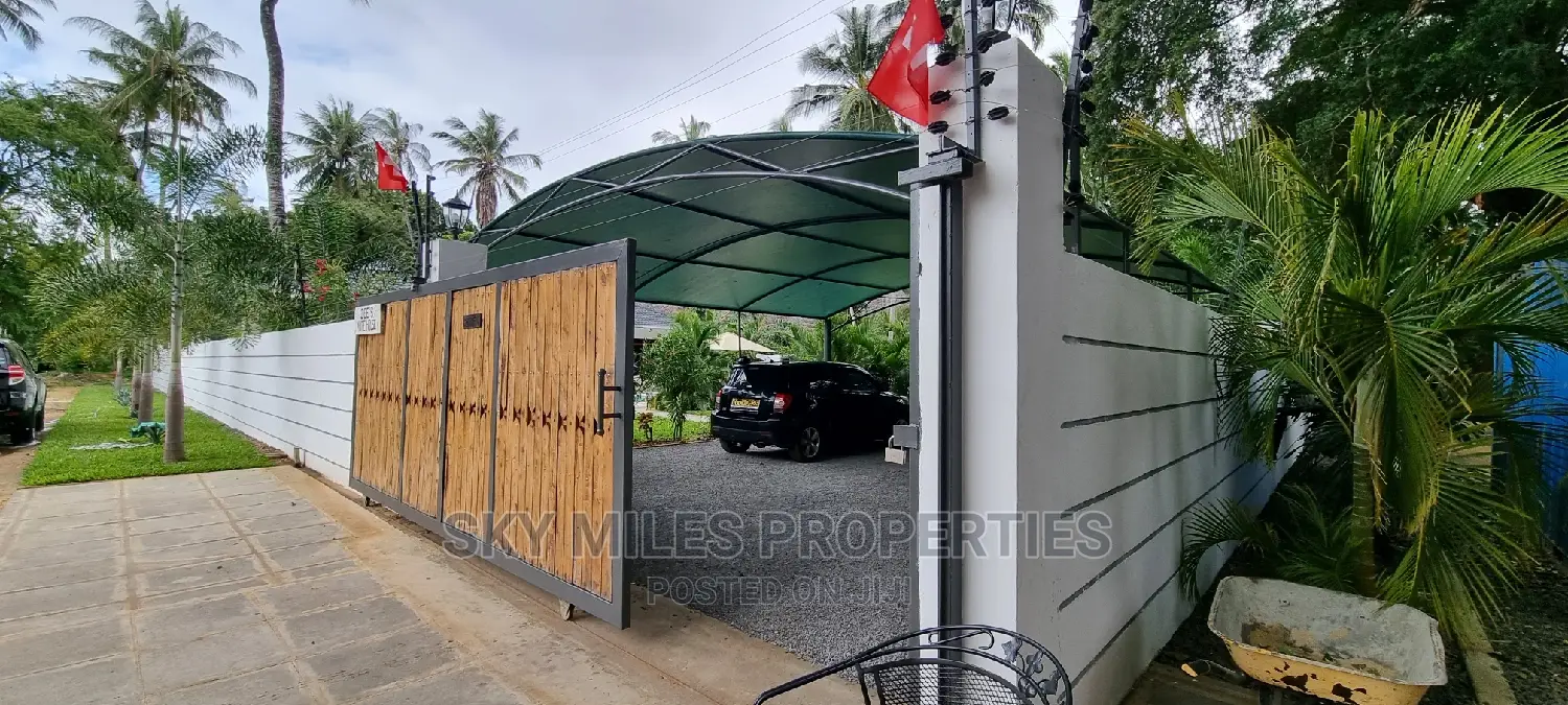 3bdrm Villa in La-Marina Estate, Mtwapa for Sale