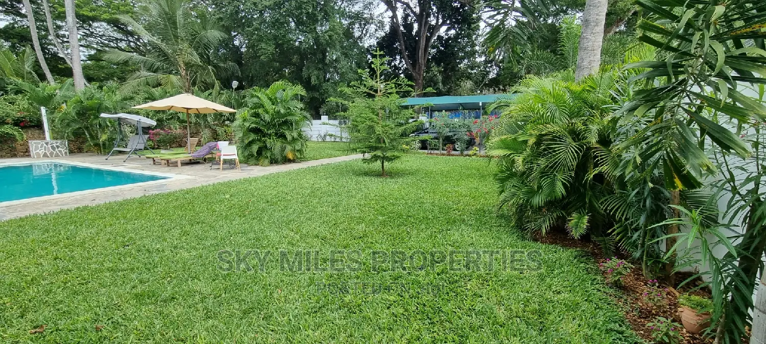 3bdrm Villa in La-Marina Estate, Mtwapa for Sale
