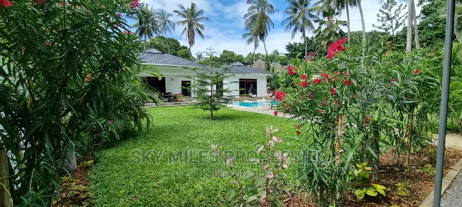 3bdrm Villa in La-Marina Estate, Mtwapa for Sale
