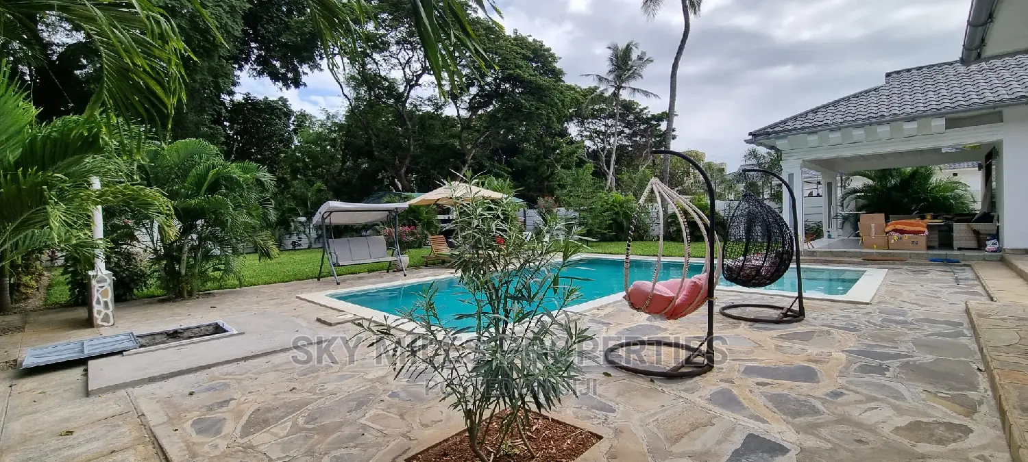 3bdrm Villa in La-Marina Estate, Mtwapa for Sale
