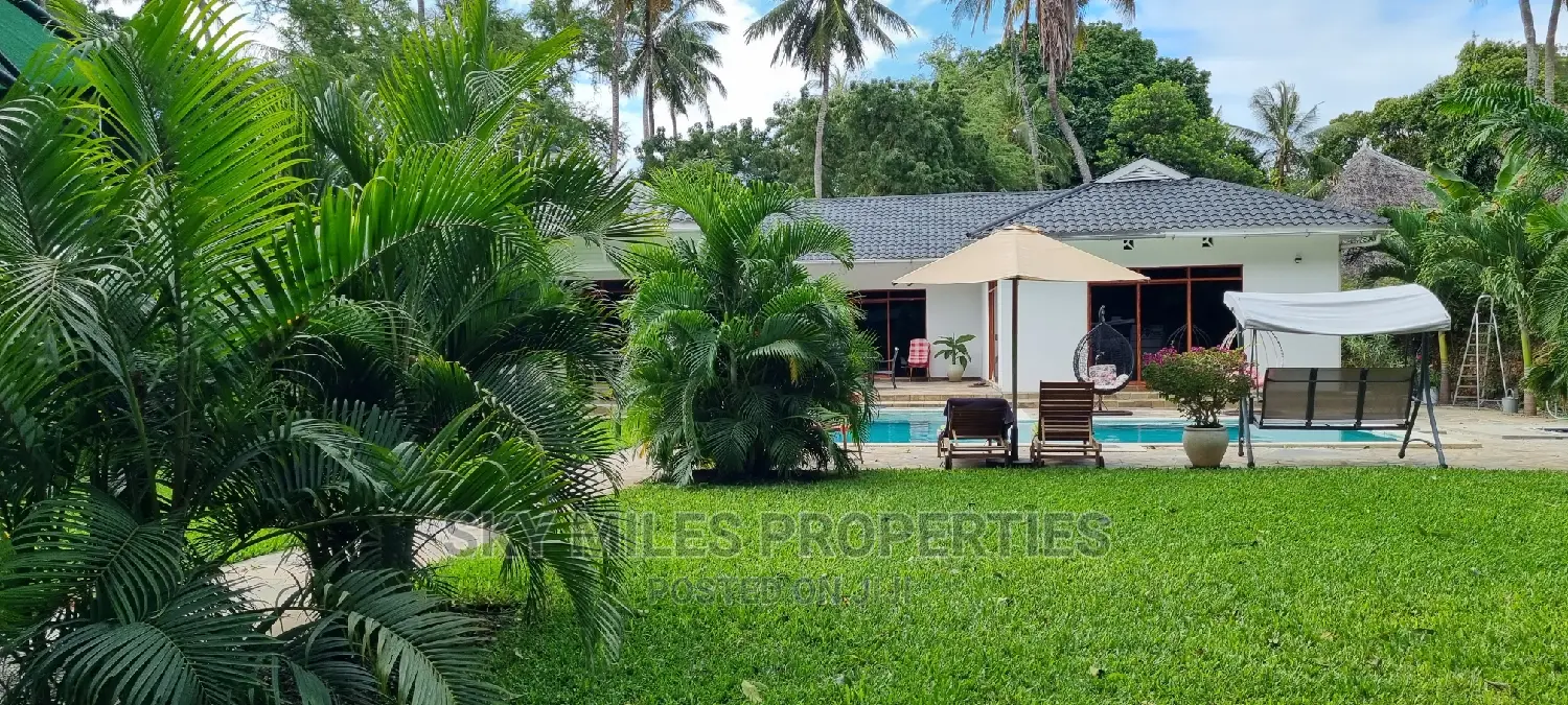 3bdrm Villa in La-Marina Estate, Mtwapa for Sale