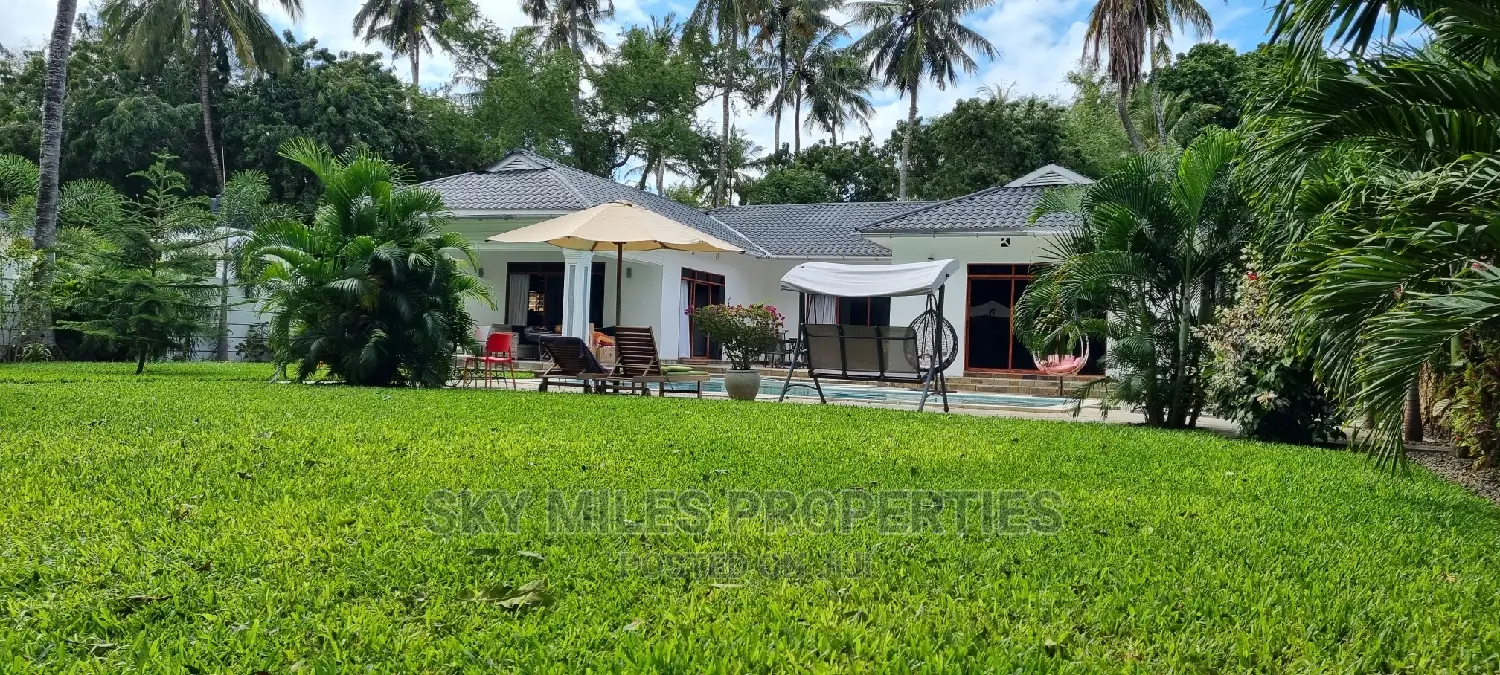3bdrm Villa in La-Marina Estate, Mtwapa for Sale