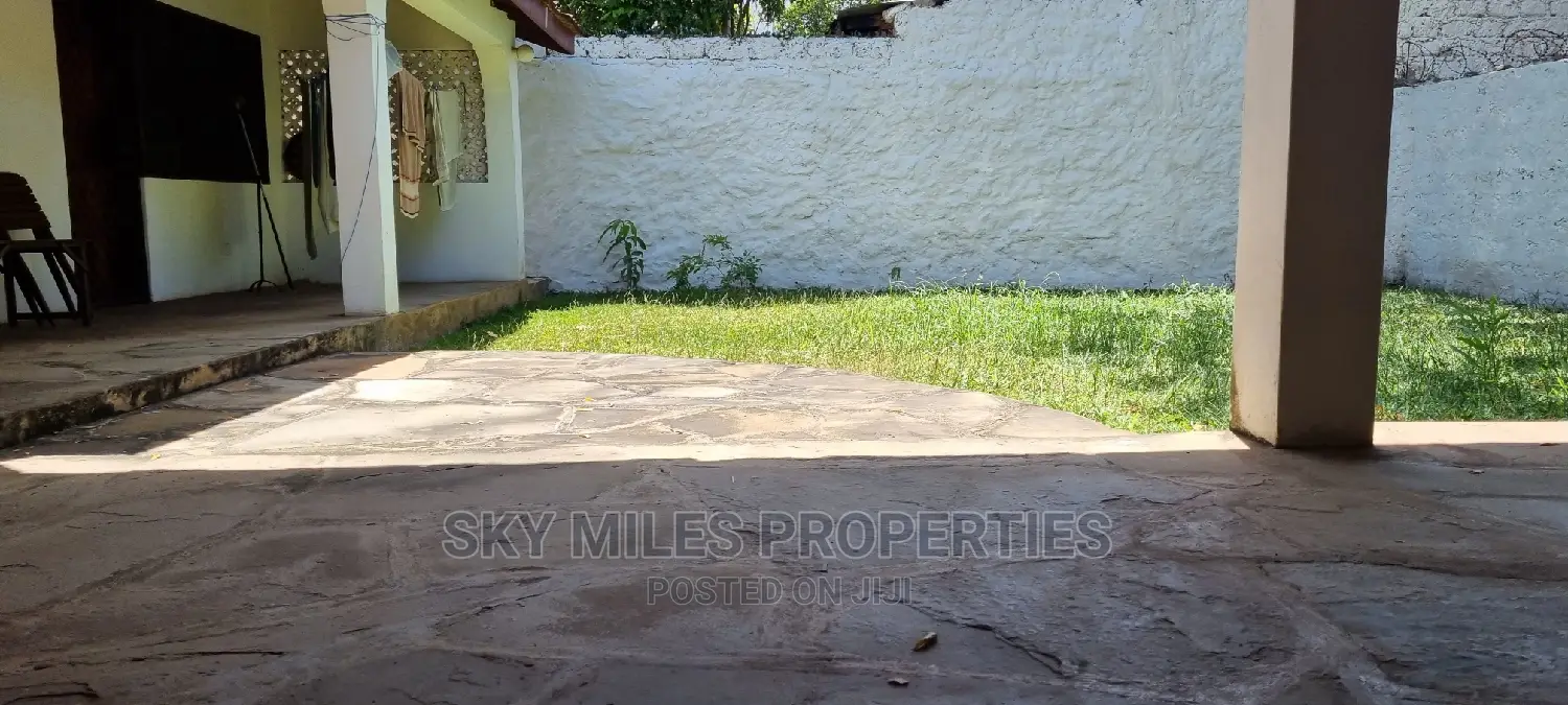 3bdrm Villa in Mtwapa Posta for Sale