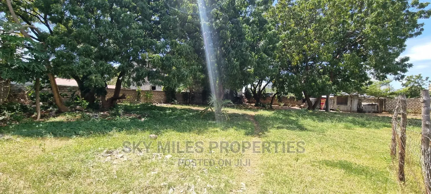 Mtwapa Posta Quarter Plot on Sale Wall Fanced