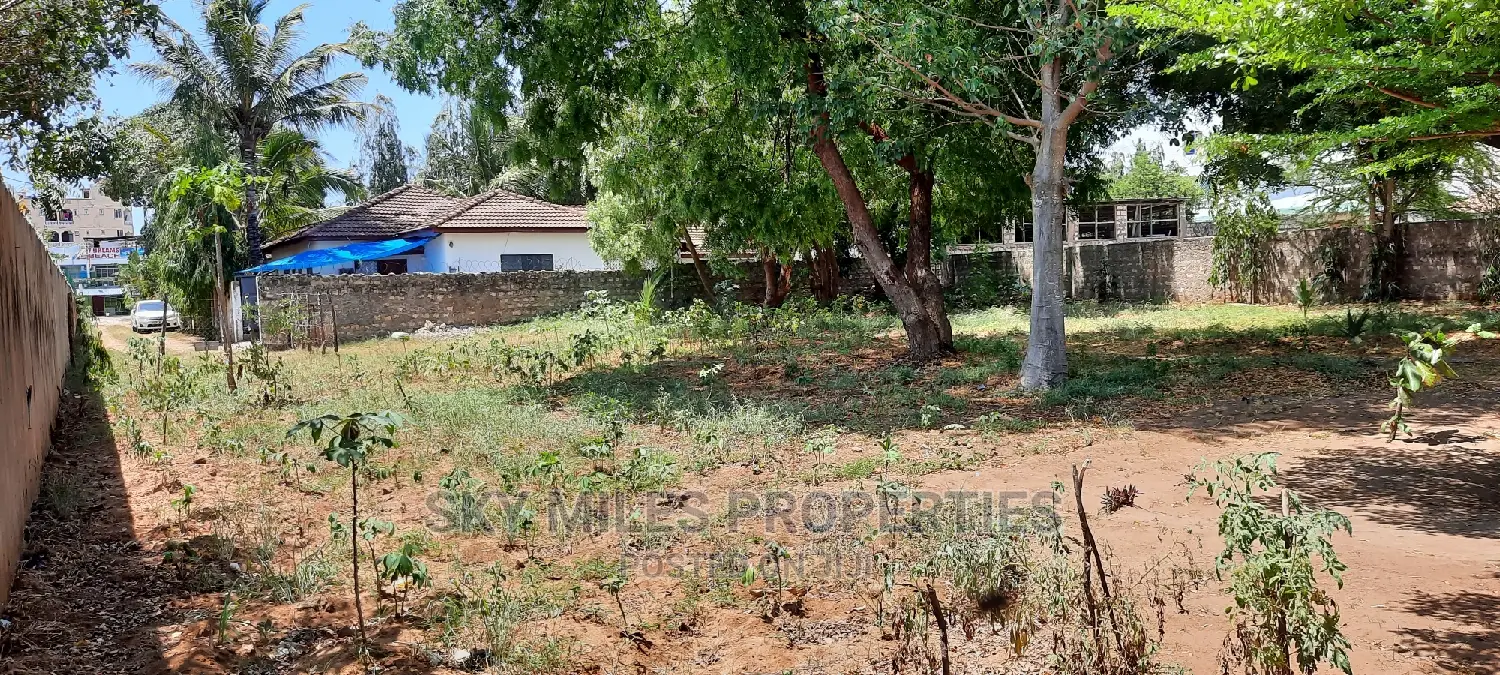 Mtwapa Posta Quarter Plot on Sale Wall Fanced