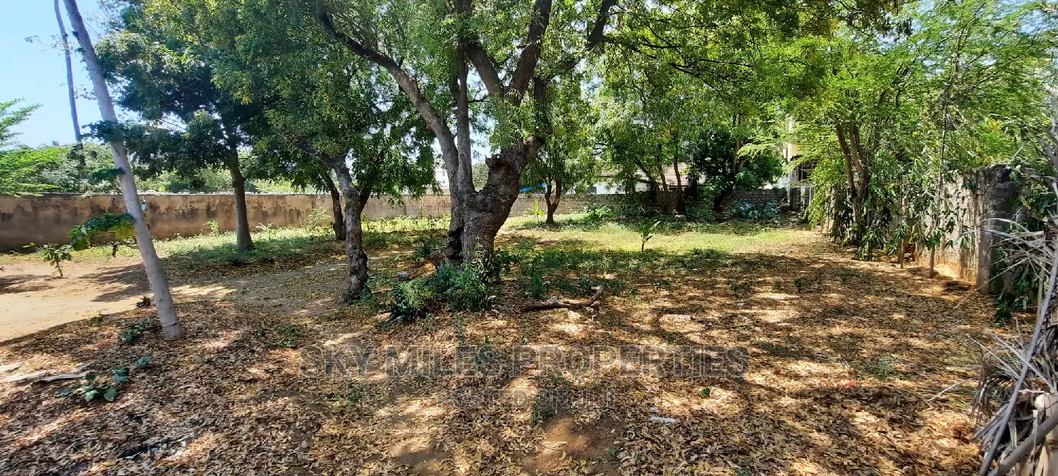 Mtwapa Posta Quarter Plot on Sale Wall Fanced