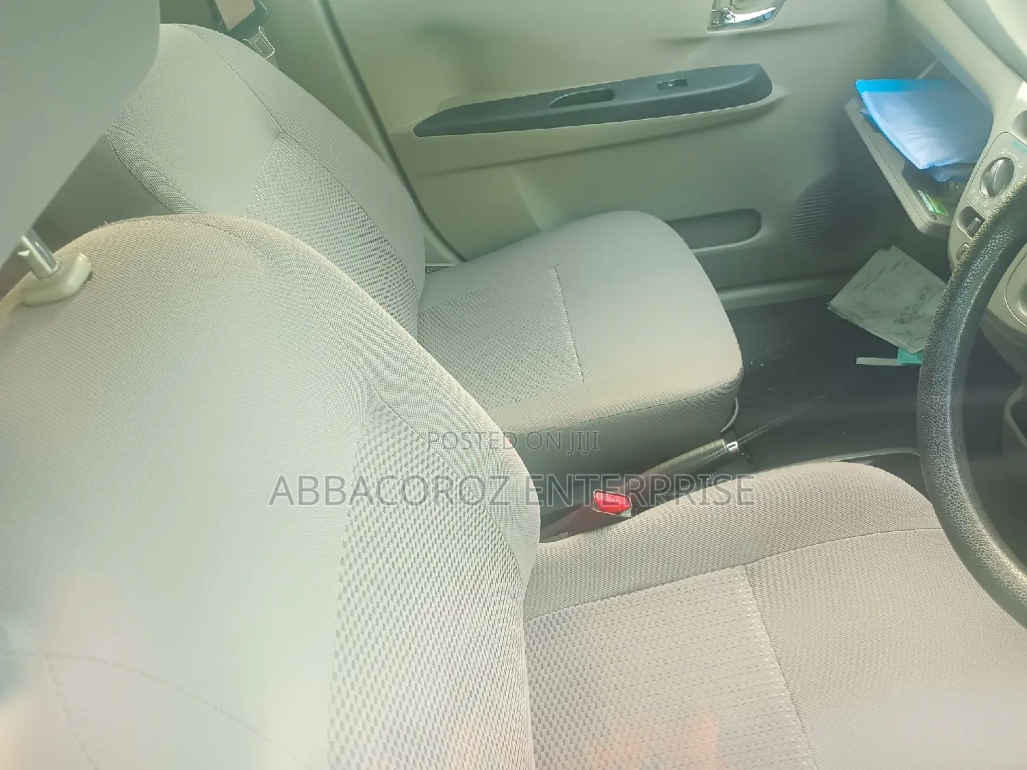 Toyota Pixis Epoch 660 AWD 2016 White