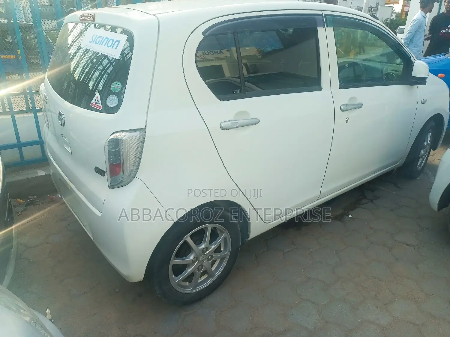 Toyota Pixis Epoch 660 AWD 2016 White