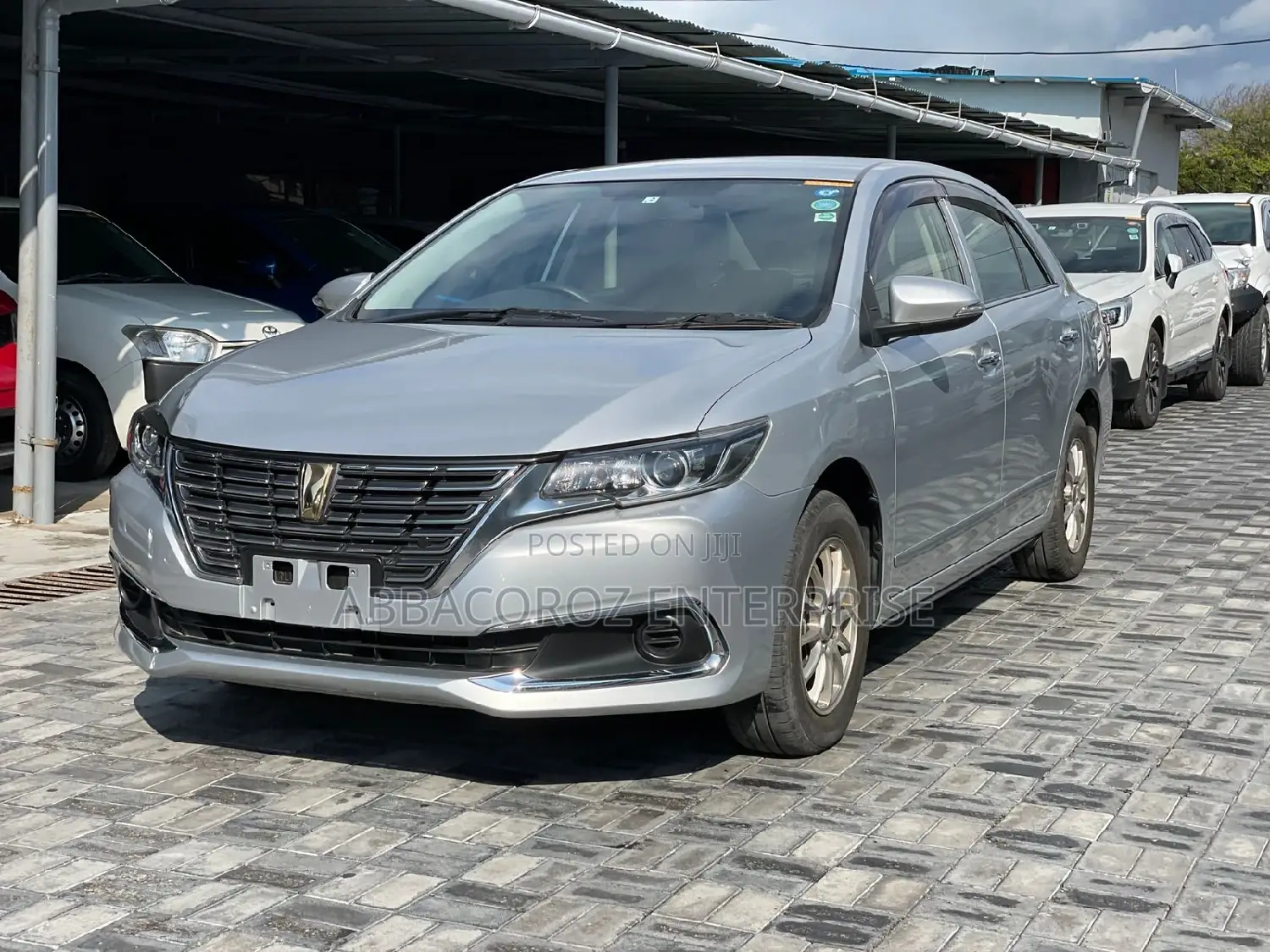 Toyota Premio 1.8 FWD 2016 Silver