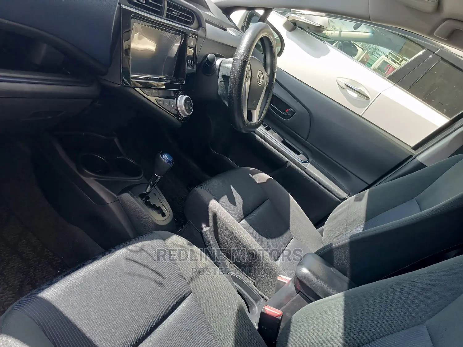 Toyota Aqua 2016 Gray