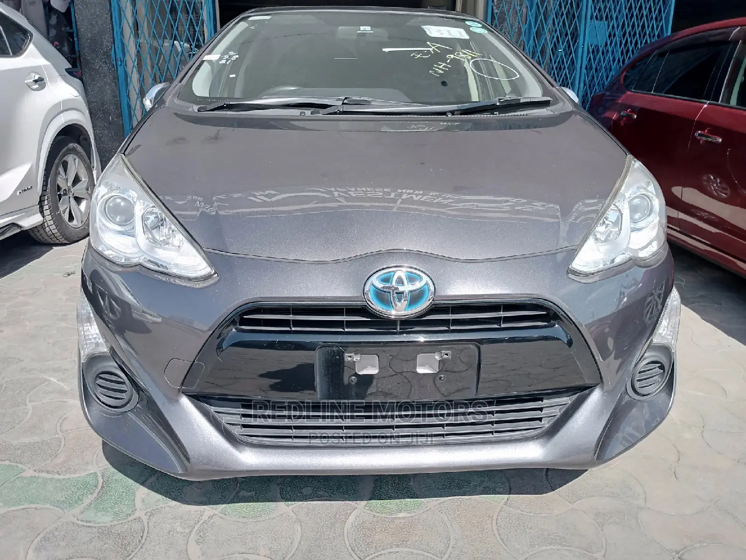 Toyota Aqua 2016 Gray