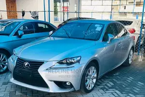 Lexus IS 2016 Silver
