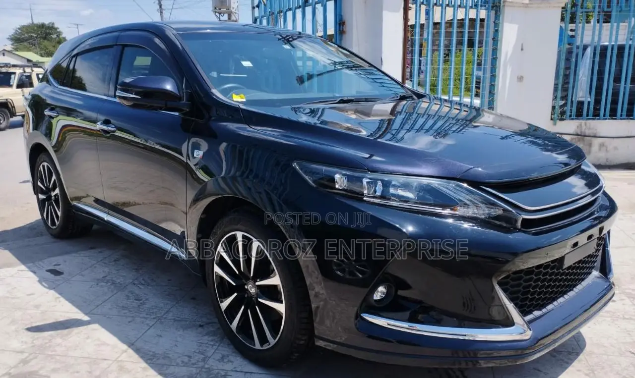 Toyota Harrier 2.0 4WD 2015 Black