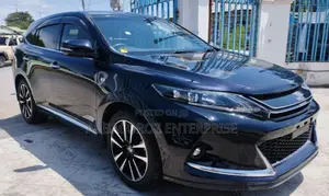 Toyota Harrier 2.0 4WD 2015 Black