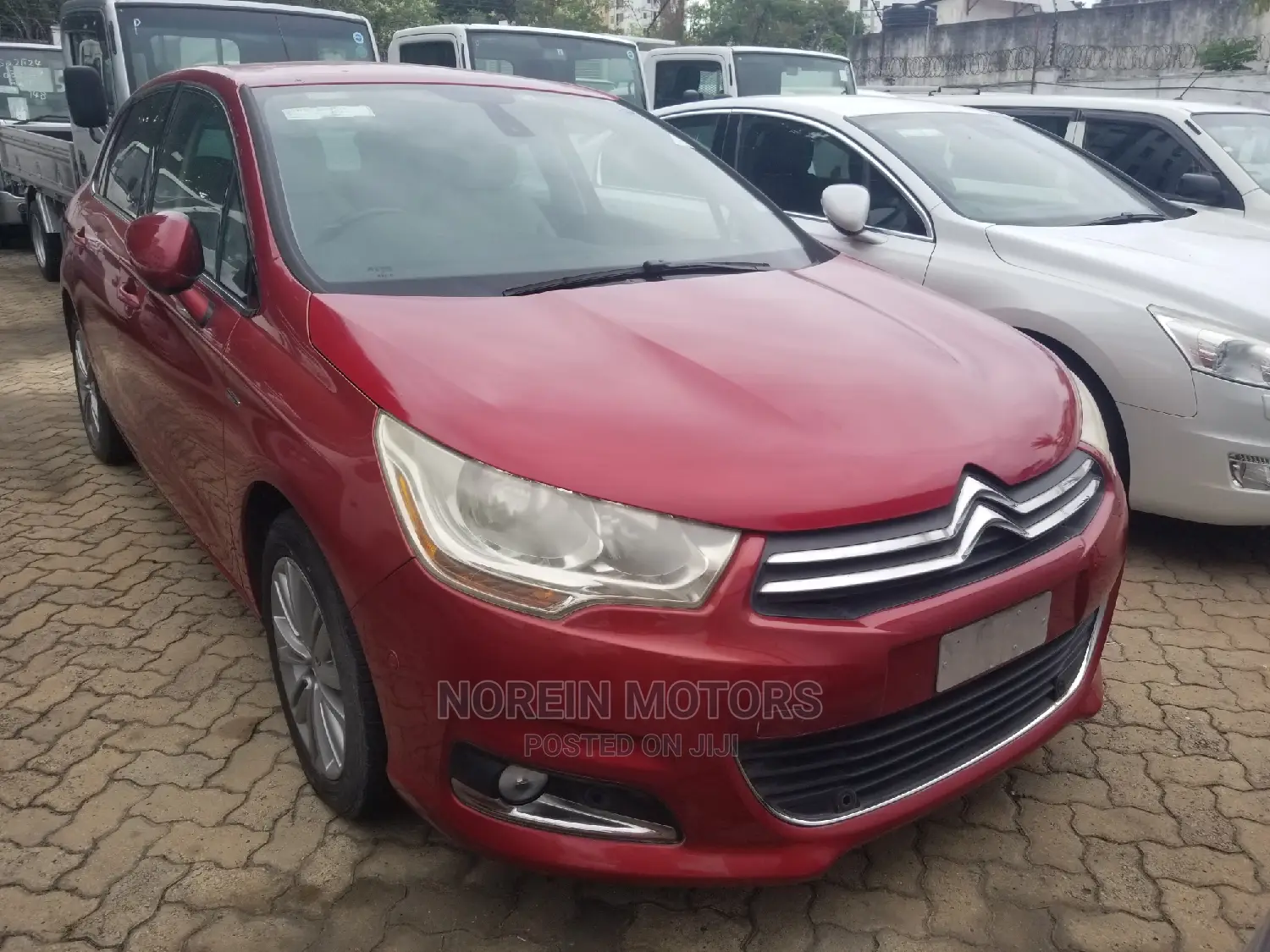 Citroen C4 2013 Red