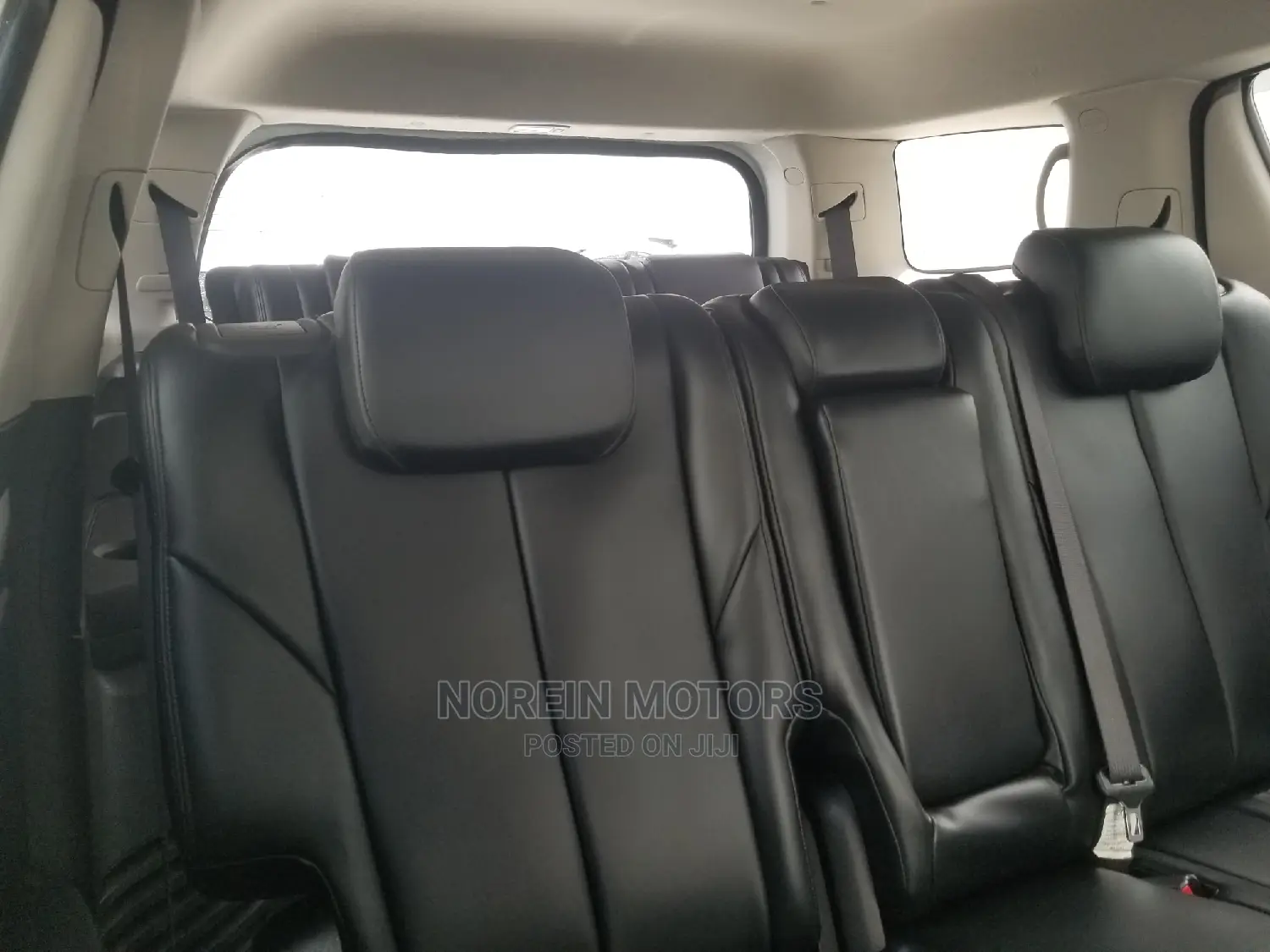 Isuzu MU-X 2016 White