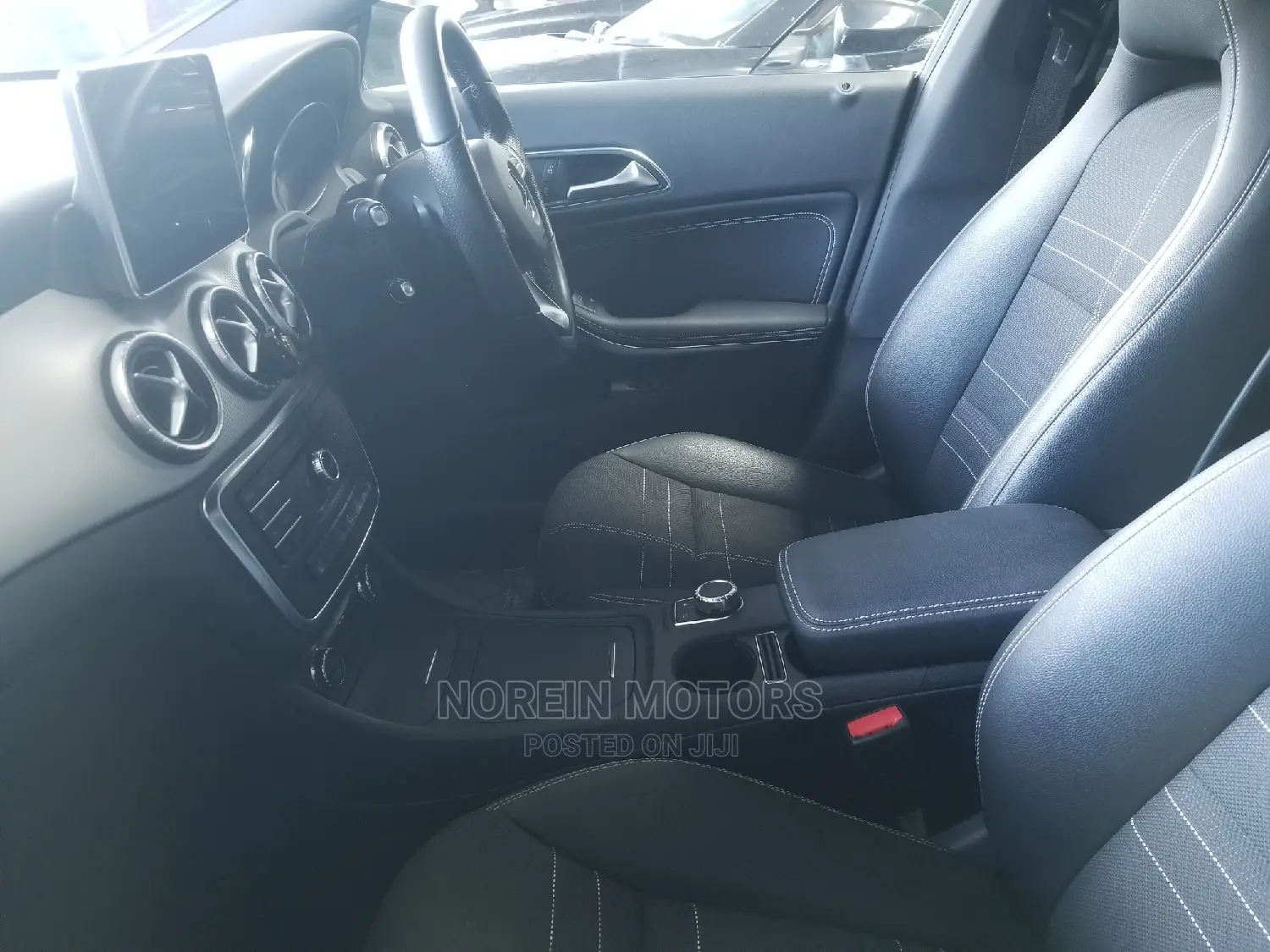 Mercedes-Benz C180 2015 Black