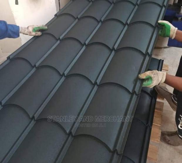 30G Romantile Charcoal Grey - main view