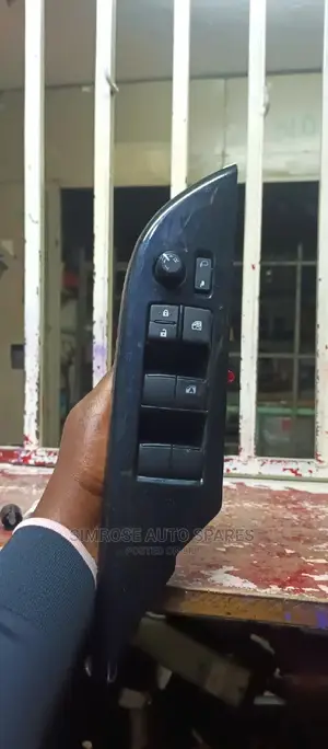 Hillux Revo Switch