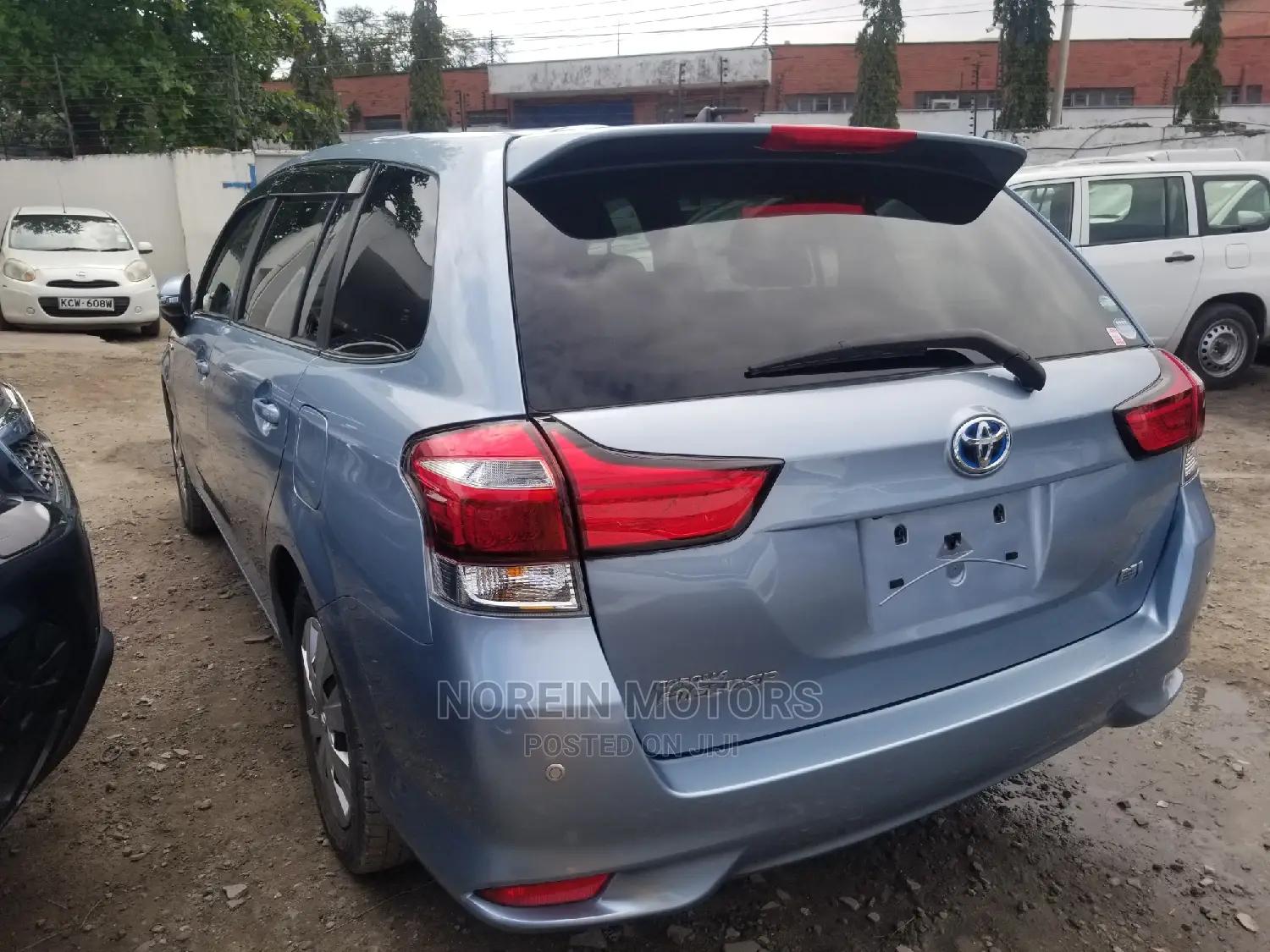 Toyota Corolla Fielder 2014 Blue