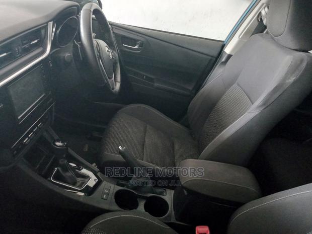 Toyota Auris 2016 Blue - thumbnail 2