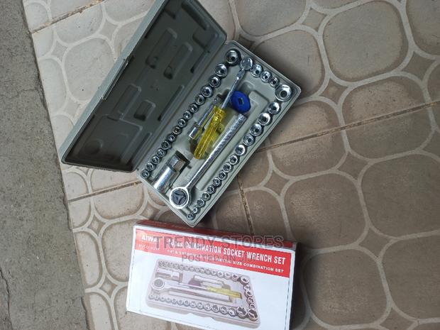 40pcs Combination Socket Wrench Set - thumbnail 2