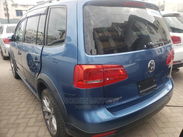 Volkswagen Touran 2015 Blue - thumbnail 7