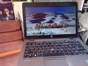 Laptop Lenovo IdeaPad U410 4GB Intel Celeron HDD 320GB