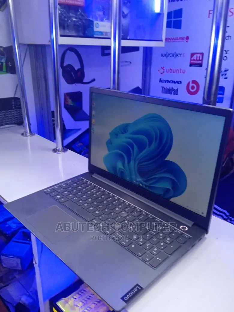 Laptop Lenovo ThinkBook 15 8GB Intel Core I5 SSD 256GB