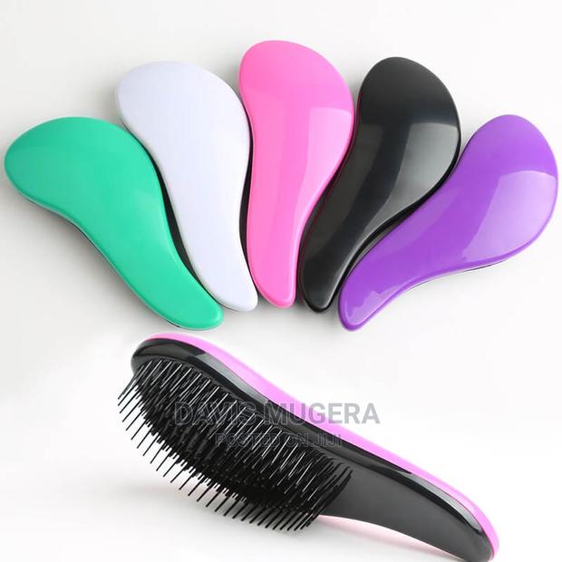 Fur Remover and Deshedding Brush - thumbnail 3