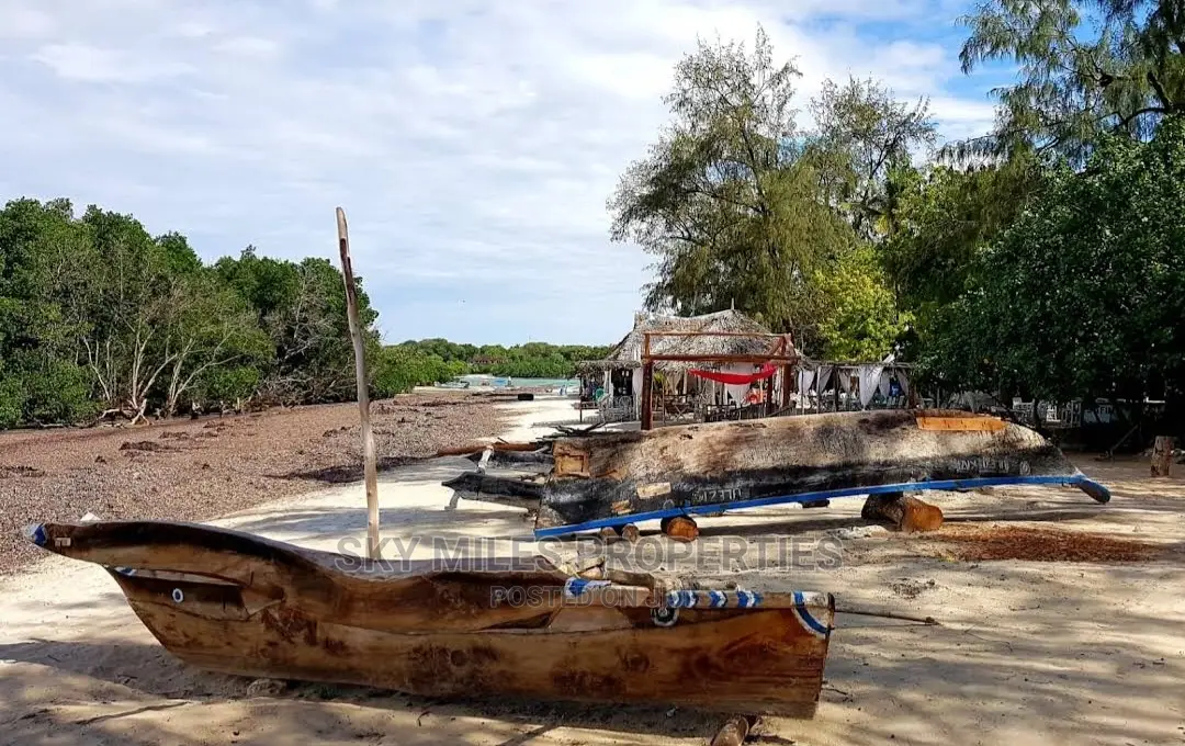 Sandy Beach Plot On Sale Mtwapa Coba-cabbana