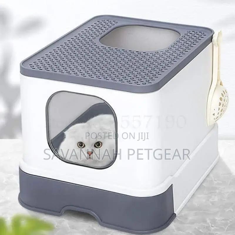 Super Deluxe Enclosed Cat Toilet Litter Box Has Drawer Scoop