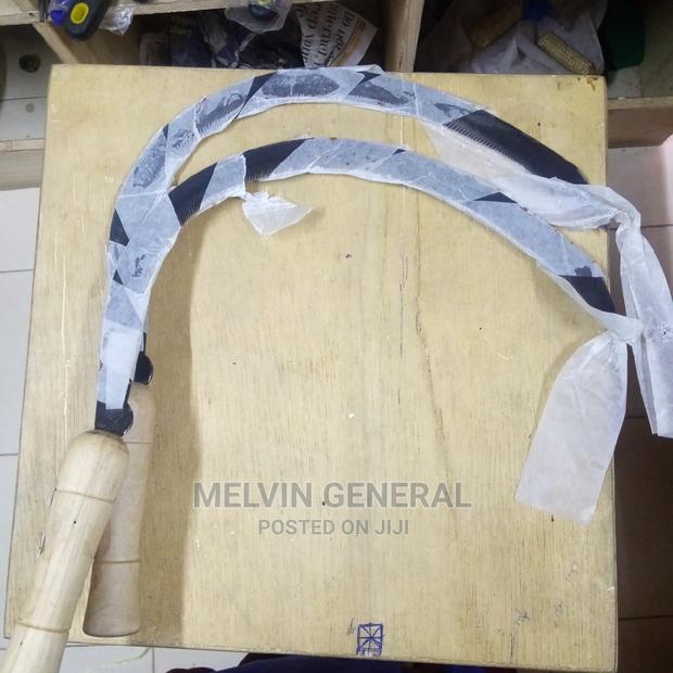 16" Sickle, Wooden Handle - main view