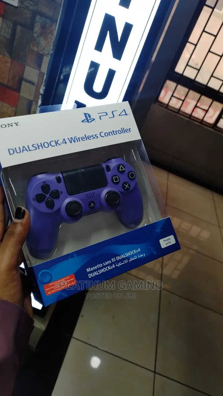 PS4 Controller