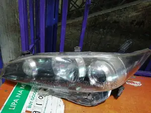 Toyota Wish 2010/2015 Xenon Head Light, Clean Ex Japan Parts