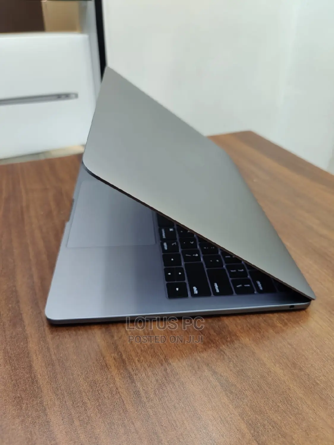 Laptop Apple MacBook Pro 2017 8GB Intel Core I7 SSD 256GB