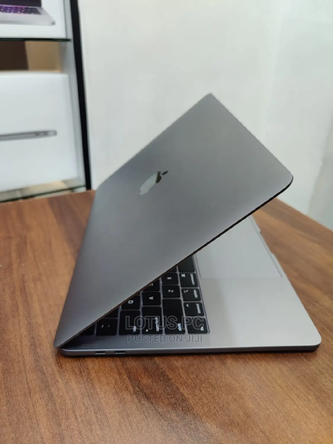 Laptop Apple MacBook Pro 2017 8GB Intel Core I7 SSD 256GB