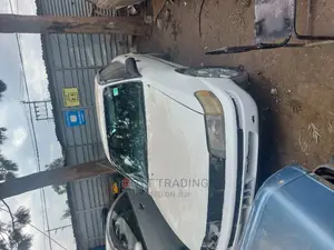 Toyota 100 Front Windscreen