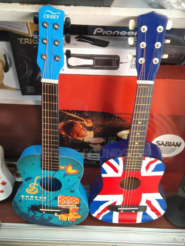 Student Acoustic Box Guitar/A - main view